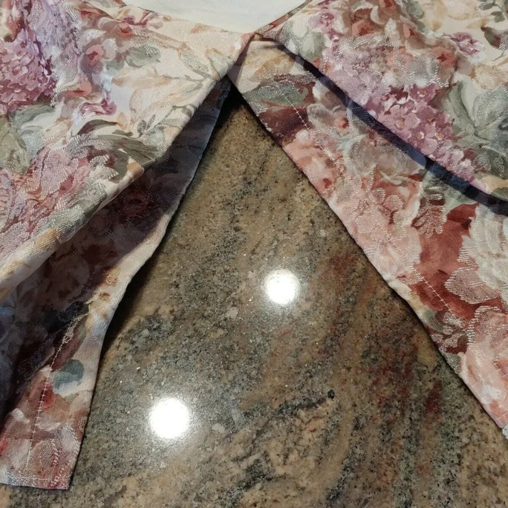 Croscill Cotswold Cinnamon Floral Damask Bed Skirt 13